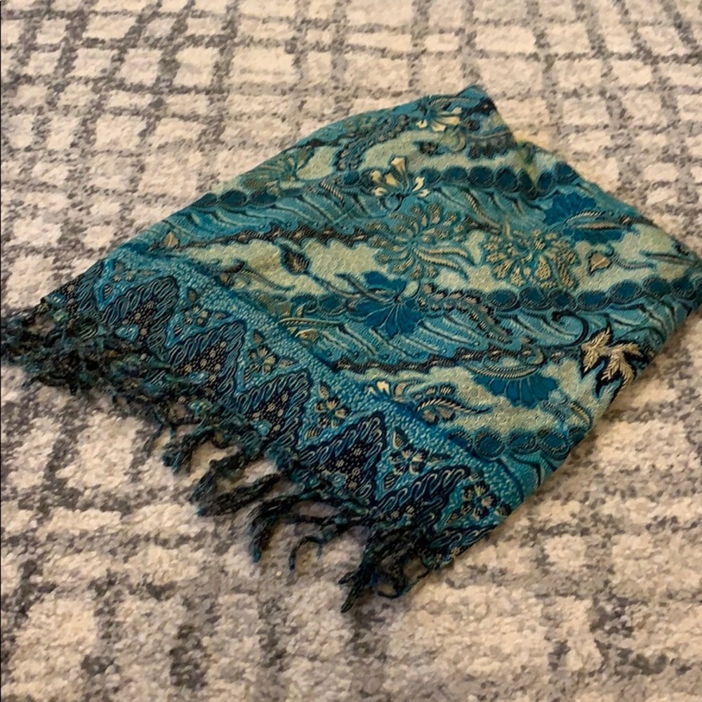 Bali scarf